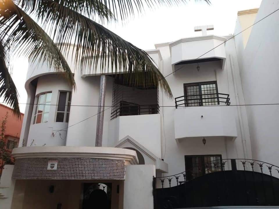 Villa à Louer à Dakar aux Almadies