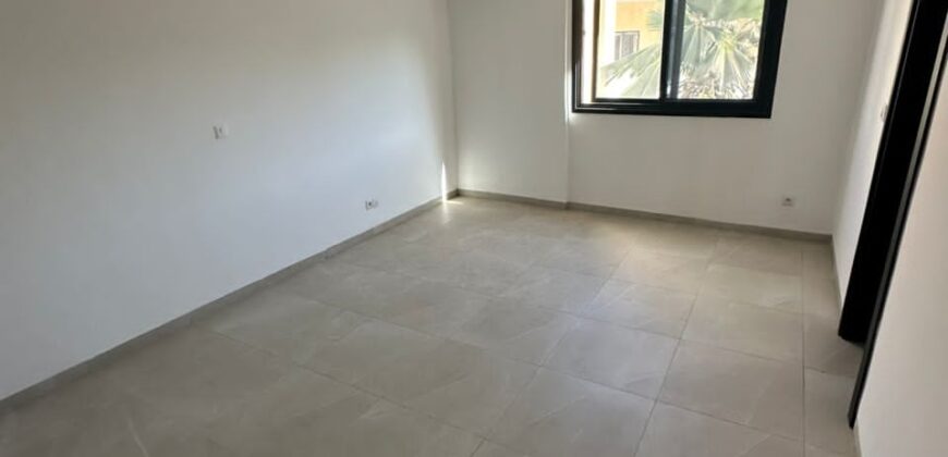 Appartement à Louer à Dakar aux point E