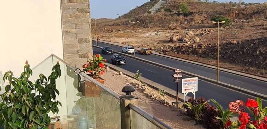 Studio Meublé à Louer à Dakar aux Mamelle